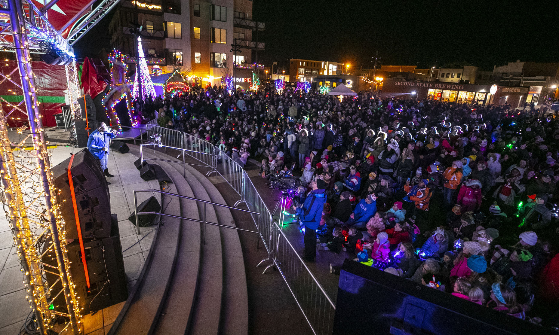 Holiday Hoopla 2